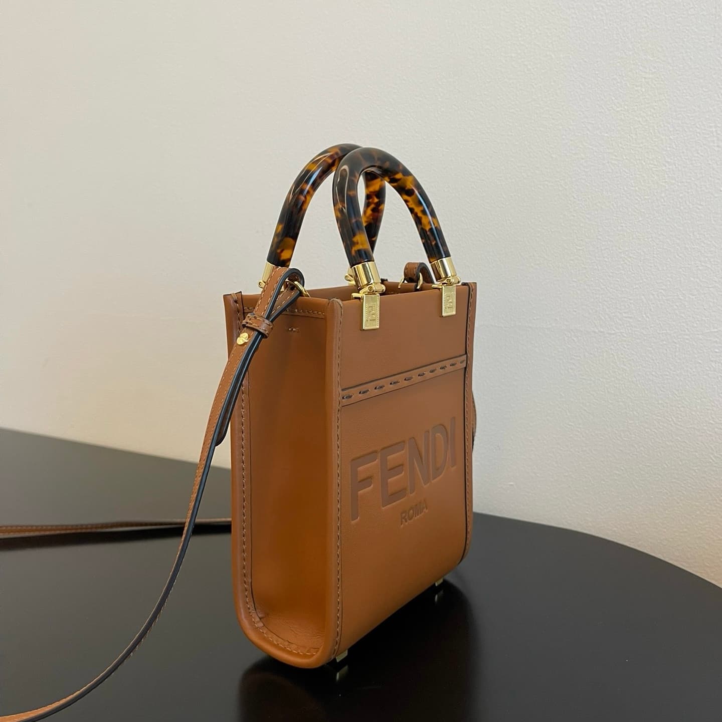 펜디 미니 션샤인 쇼퍼백 - Bag (펜디) - 이미지 3