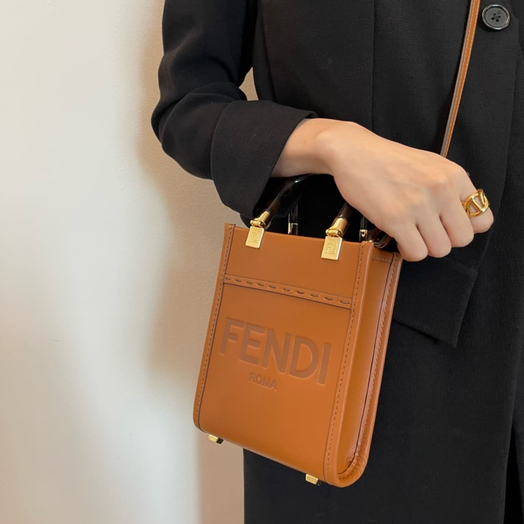 펜디 미니 션샤인 쇼퍼백 - Bag (펜디) - 이미지 8