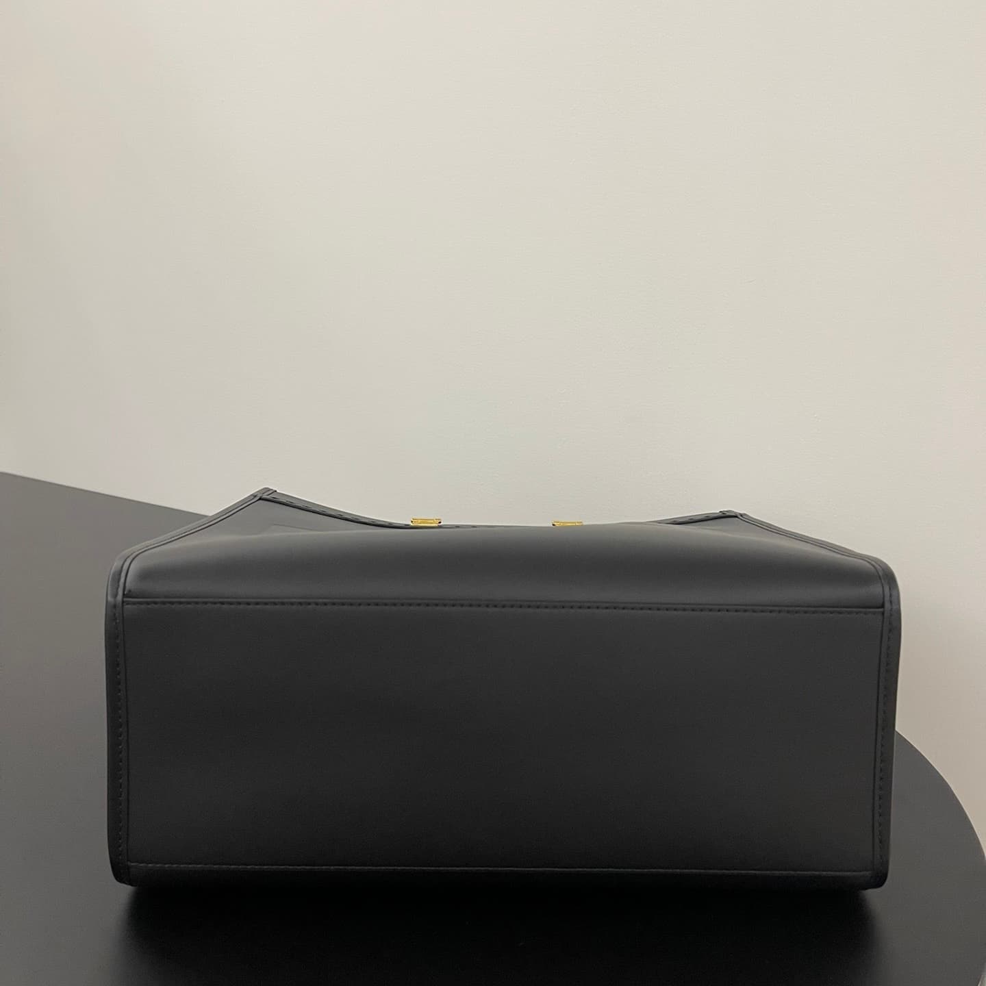 펜디 미디움 션샤인 쇼퍼백 - Bag (펜디) - 이미지 4