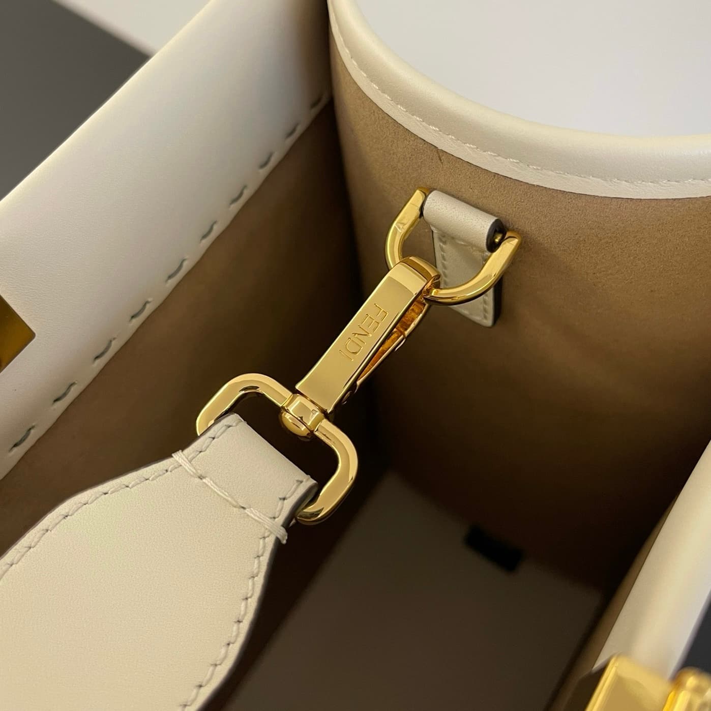 펜디 미디움 션샤인 쇼퍼백 - Bag (펜디) - 이미지 6