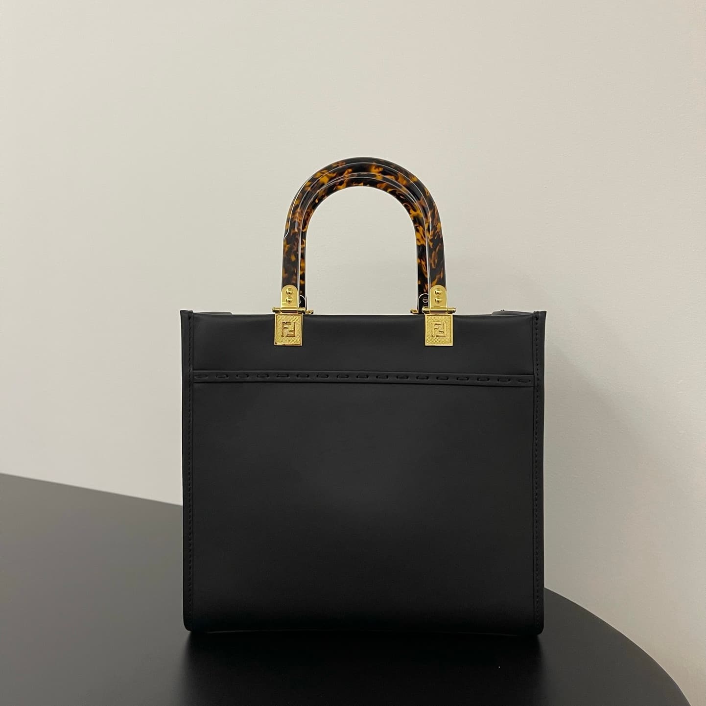 펜디 스몰 션샤인 쇼퍼백 - Bag (펜디) - 이미지 2