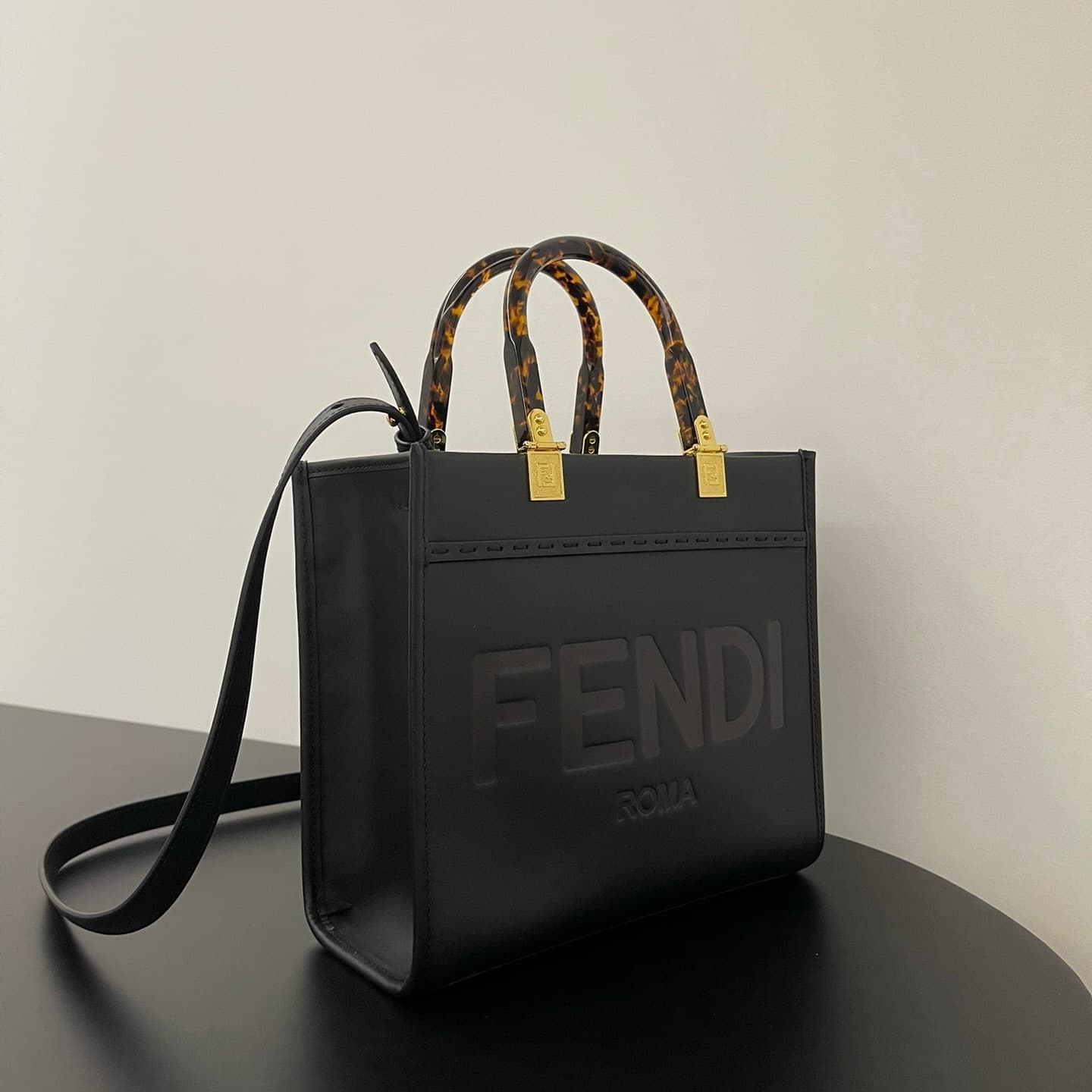 펜디 스몰 션샤인 쇼퍼백 - Bag (펜디) - 이미지 3