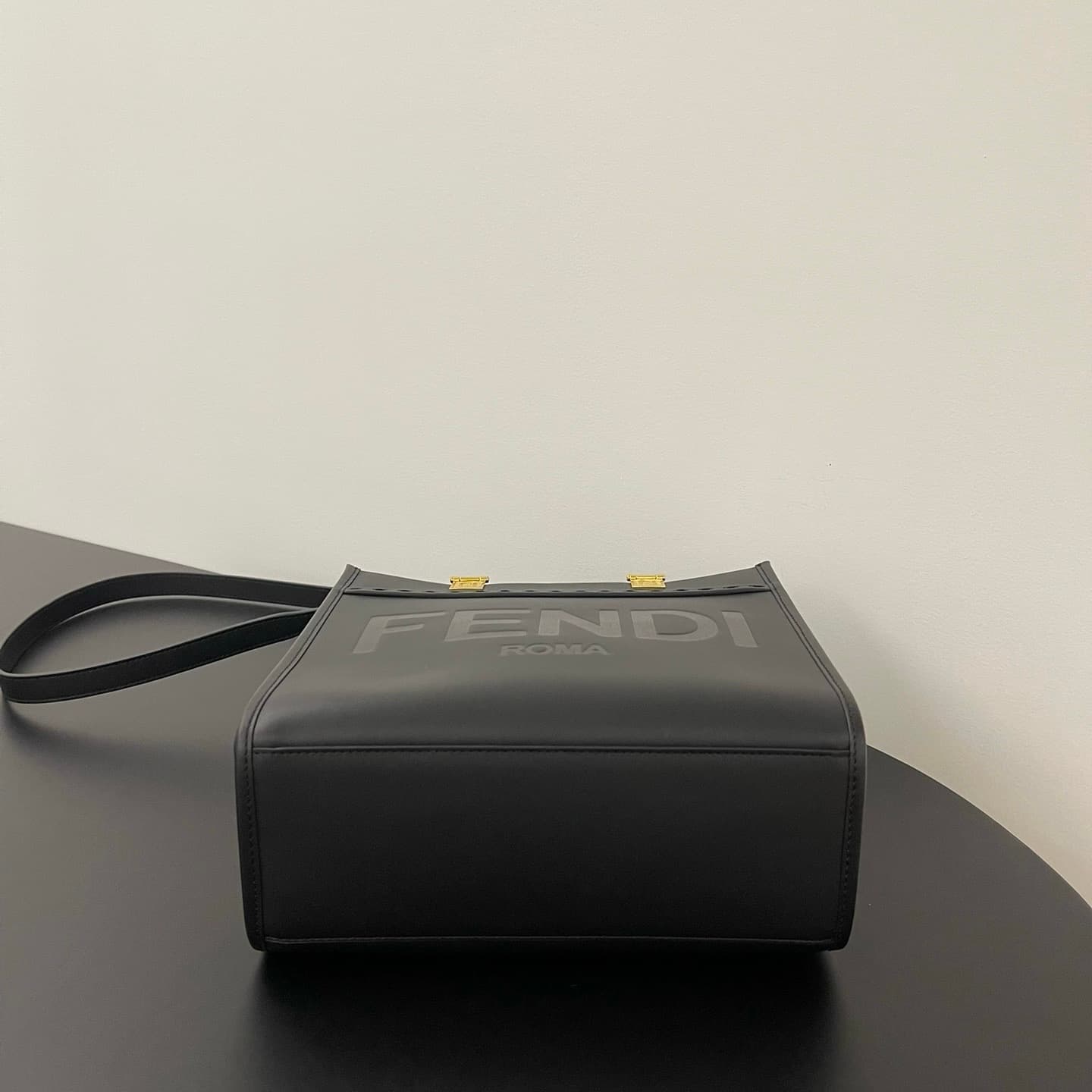 펜디 스몰 션샤인 쇼퍼백 - Bag (펜디) - 이미지 4