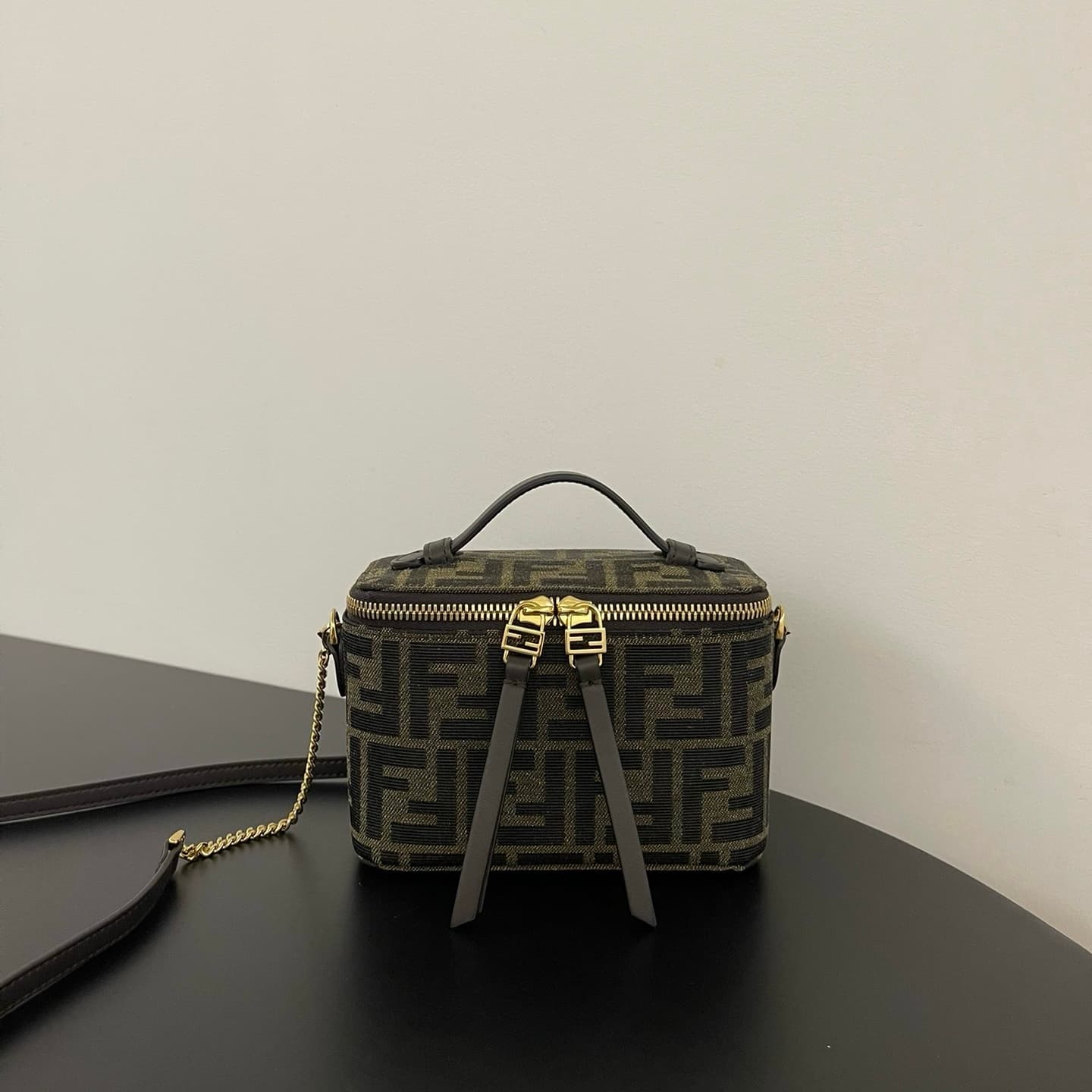 펜디 펜디 스몰 FF 베니티 케이스 레플리카 - Bag | 제이샵 레플리카 사이트