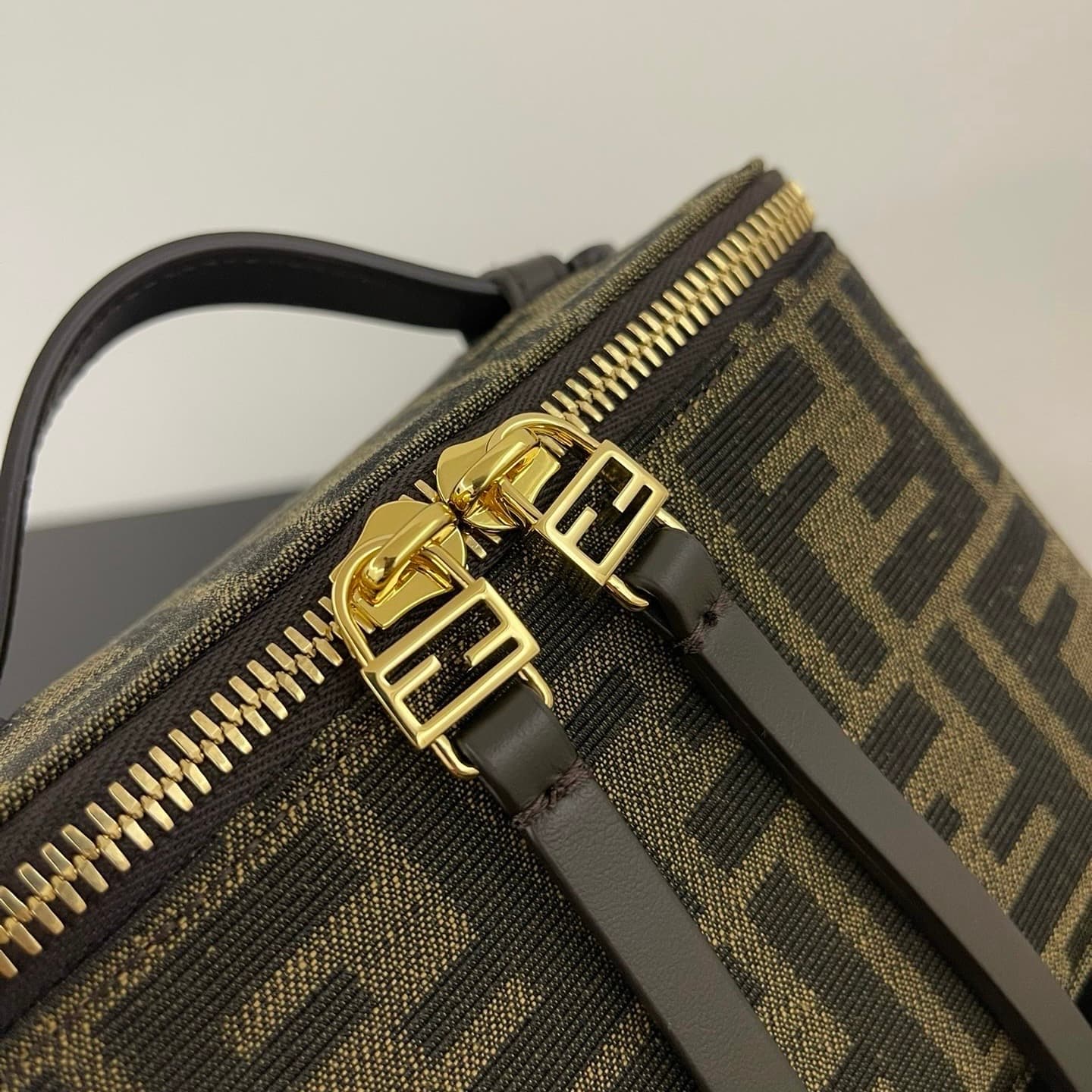 펜디 스몰 FF 베니티 케이스 - Bag (펜디) - 이미지 5