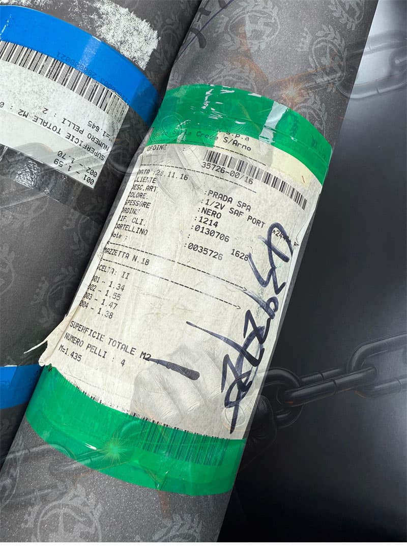 프라다 클레오 브러시드 레더 숄더백 - Bag (프라다) - 이미지 23