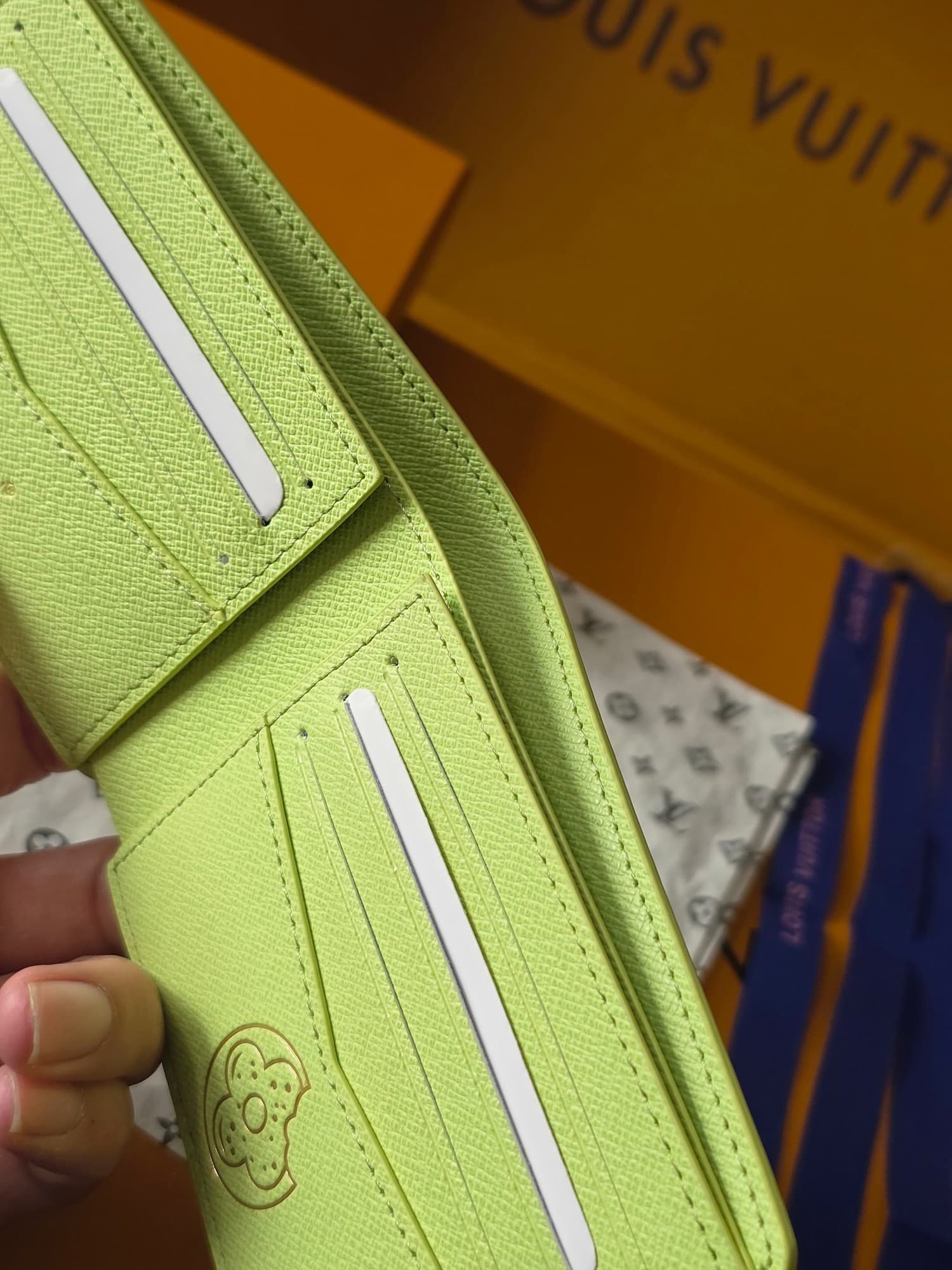루이비통 슬렌더 월릿 모노그램 크래커 피스타치오 - 지갑 (Louis Vuitton) - 이미지 6