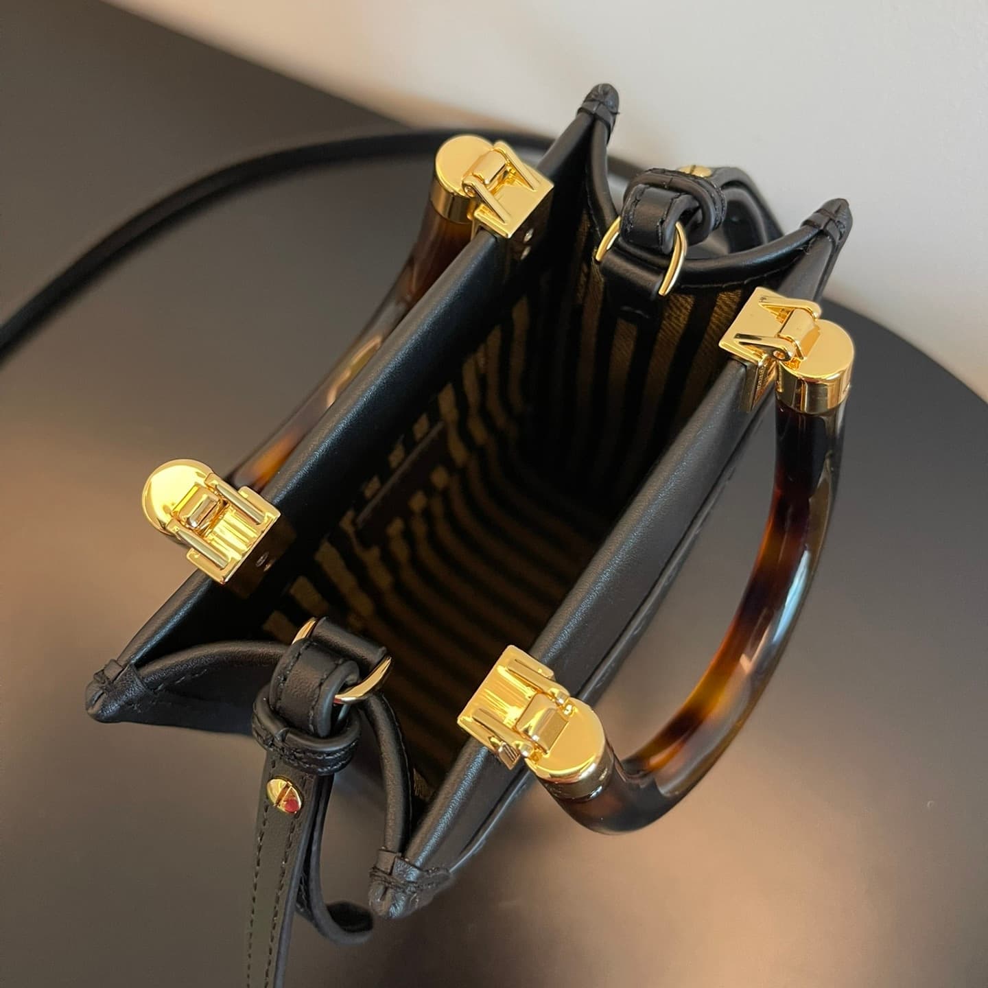 펜디 미니 션샤인 쇼퍼백 - Bag (펜디) - 이미지 7