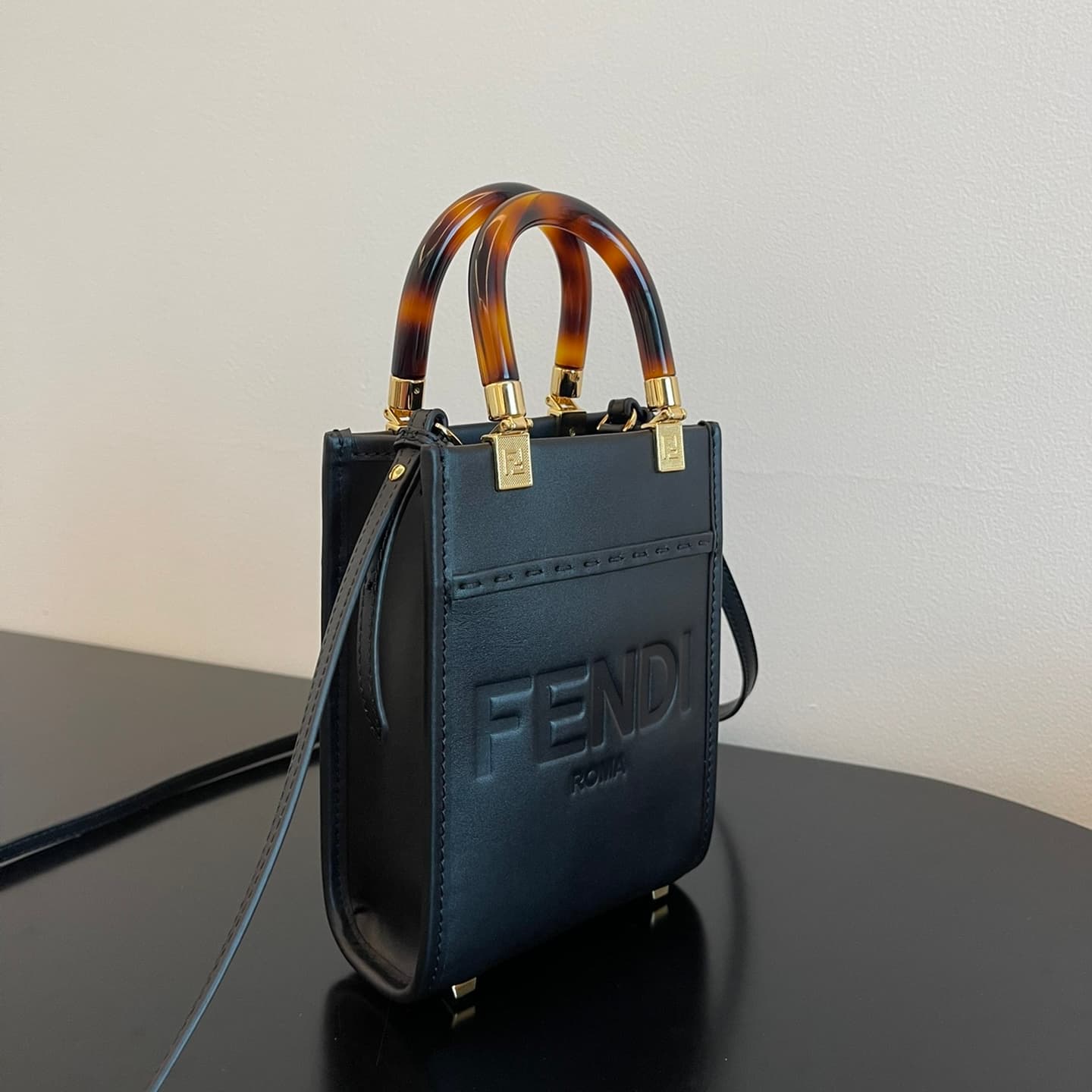 펜디 미니 션샤인 쇼퍼백 - Bag (펜디) - 이미지 3